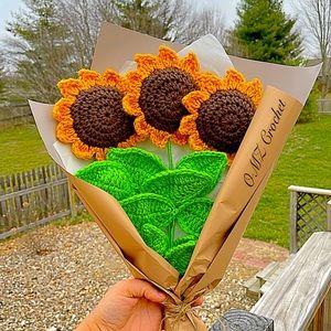 Crochet sunflower bouquet